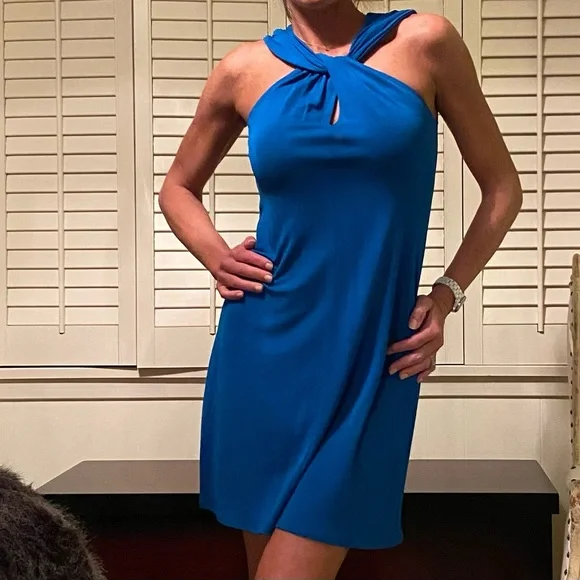 trina turk blue dress Shop Trina Turk clothing and handbags at SilkRoll. Trade with us! main image 1